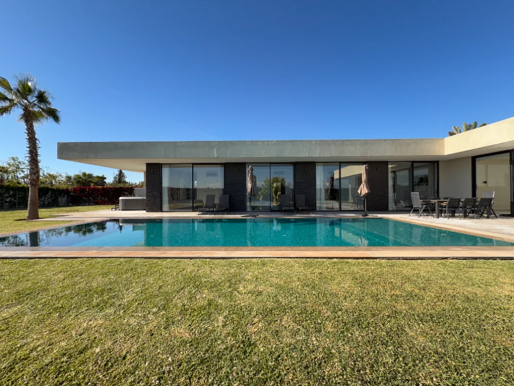 Villa Infinity 2 exterior